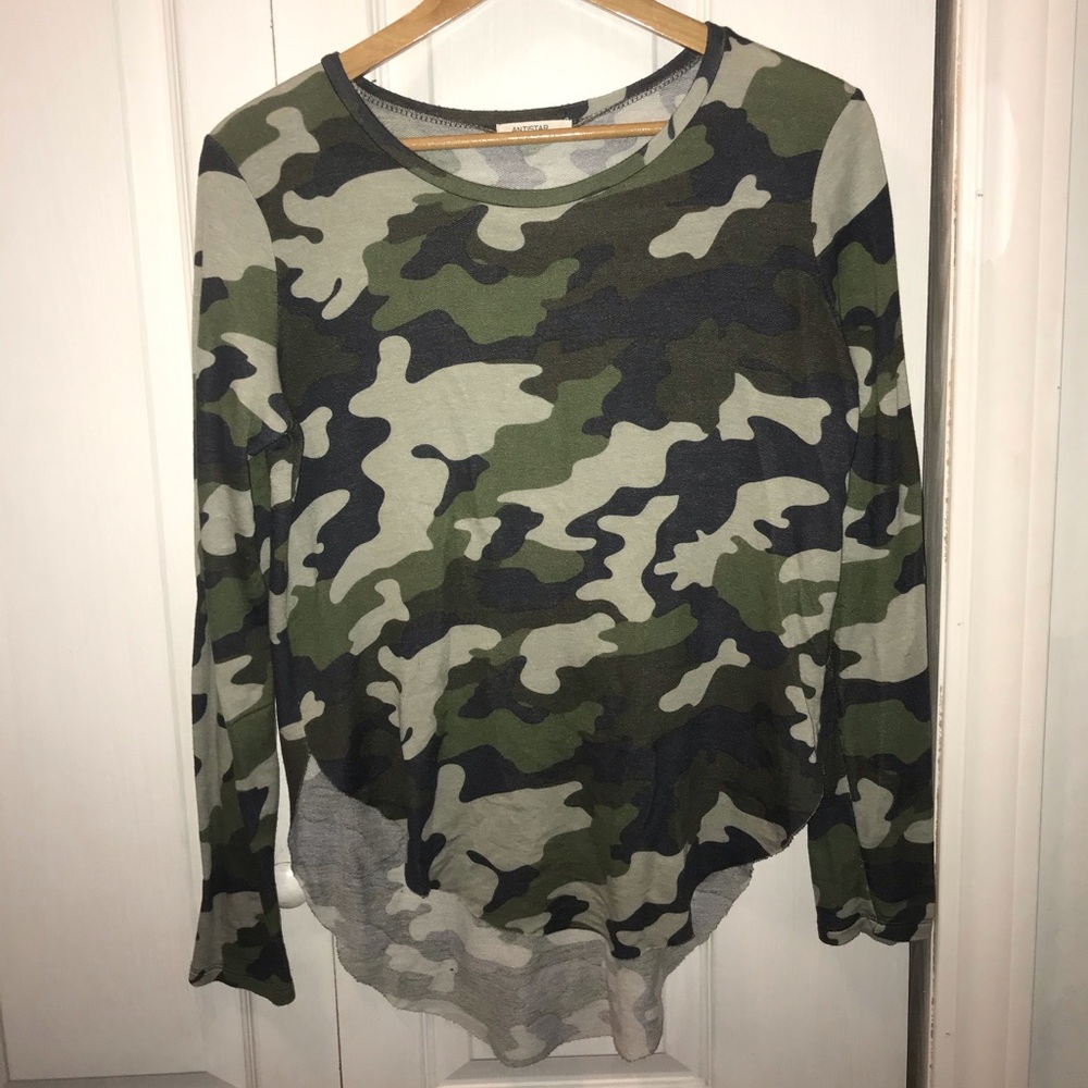 Long sleeve shirt